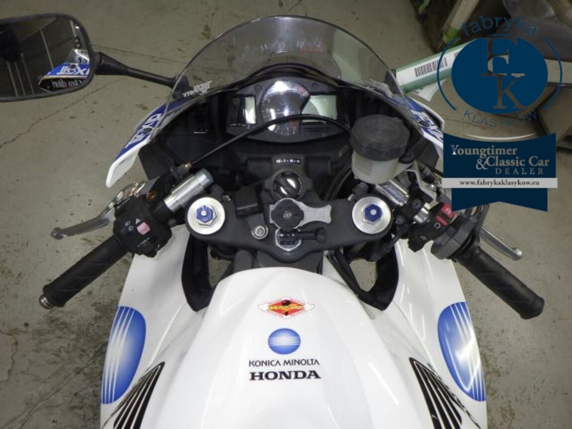 HONDA CBR600RR 2008 - zdjęcie 21