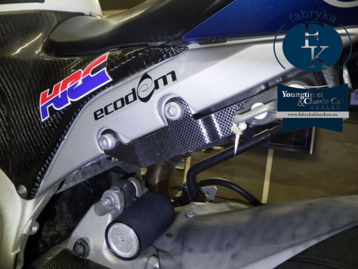 HONDA CBR600RR 2008 - zdjęcie 30