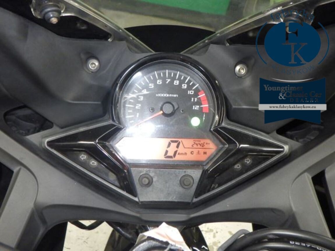 HONDA CBR250R  - zdjęcie 16