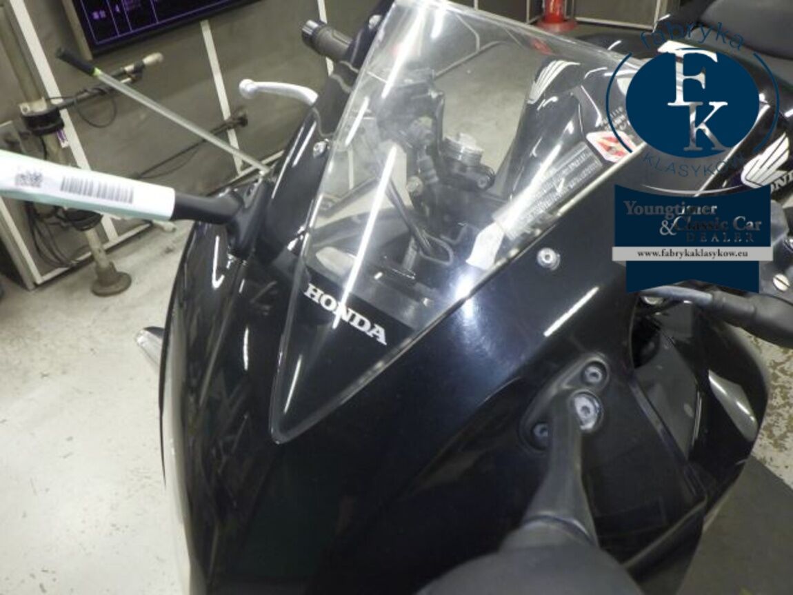 HONDA CBR250R  - zdjęcie 17