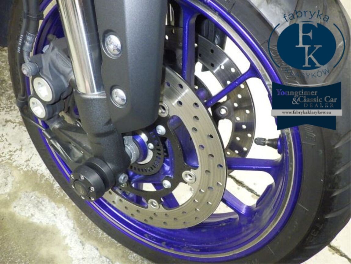 YAMAHA MT-09 2015 - zdjęcie 23