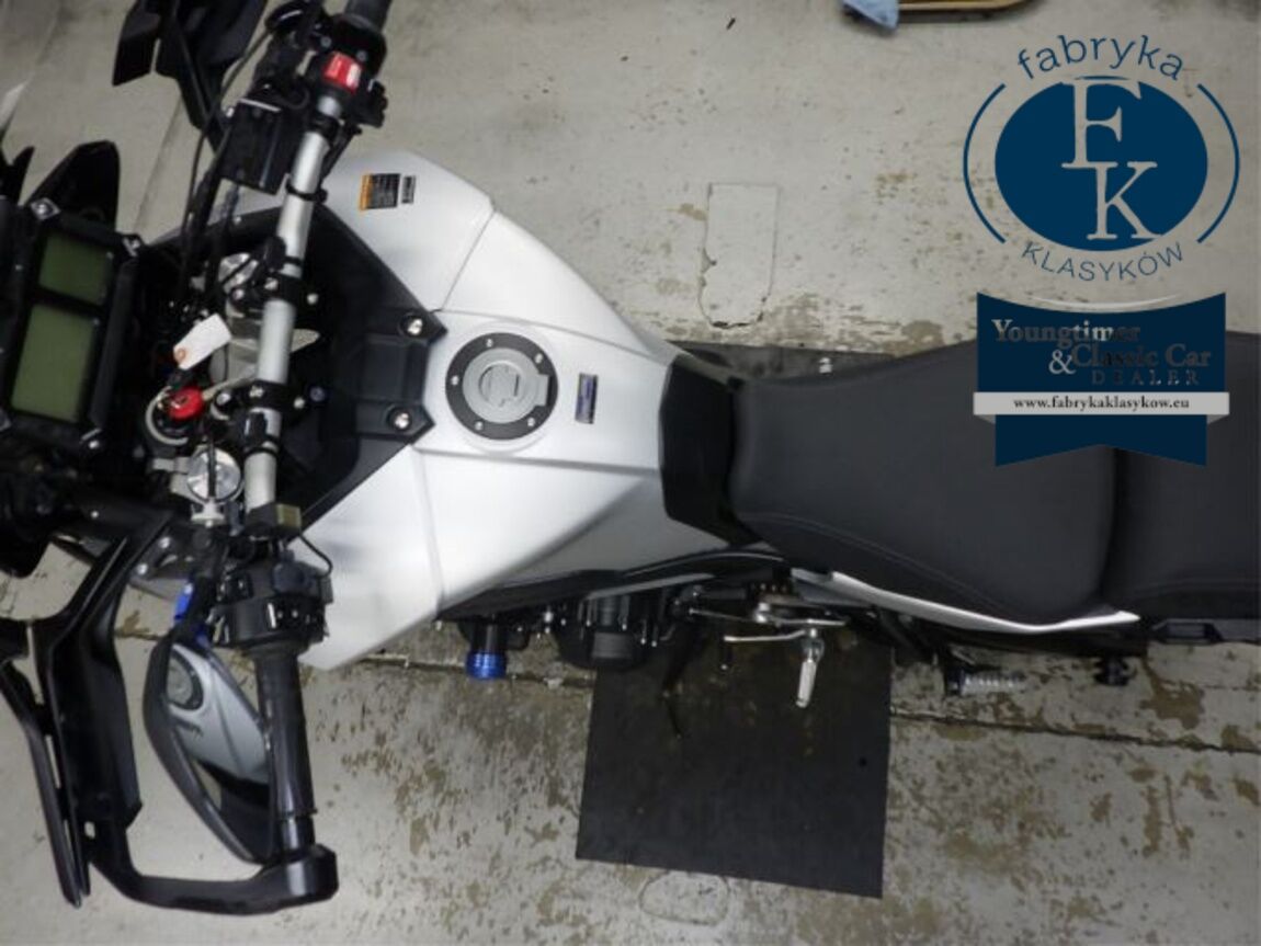YAMAHA MT-09 2015 - zdjęcie 32