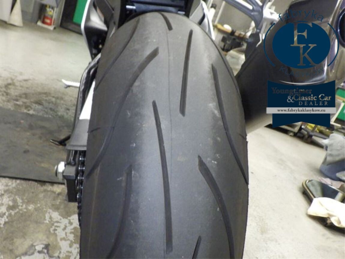 SUZUKI GSX-R1000 2006 - zdjęcie 25