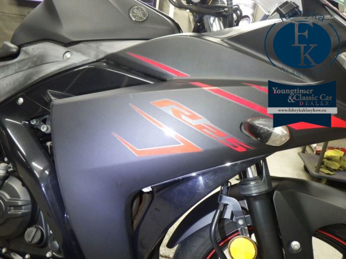 YAMAHA YZF-R25  - zdjęcie 18