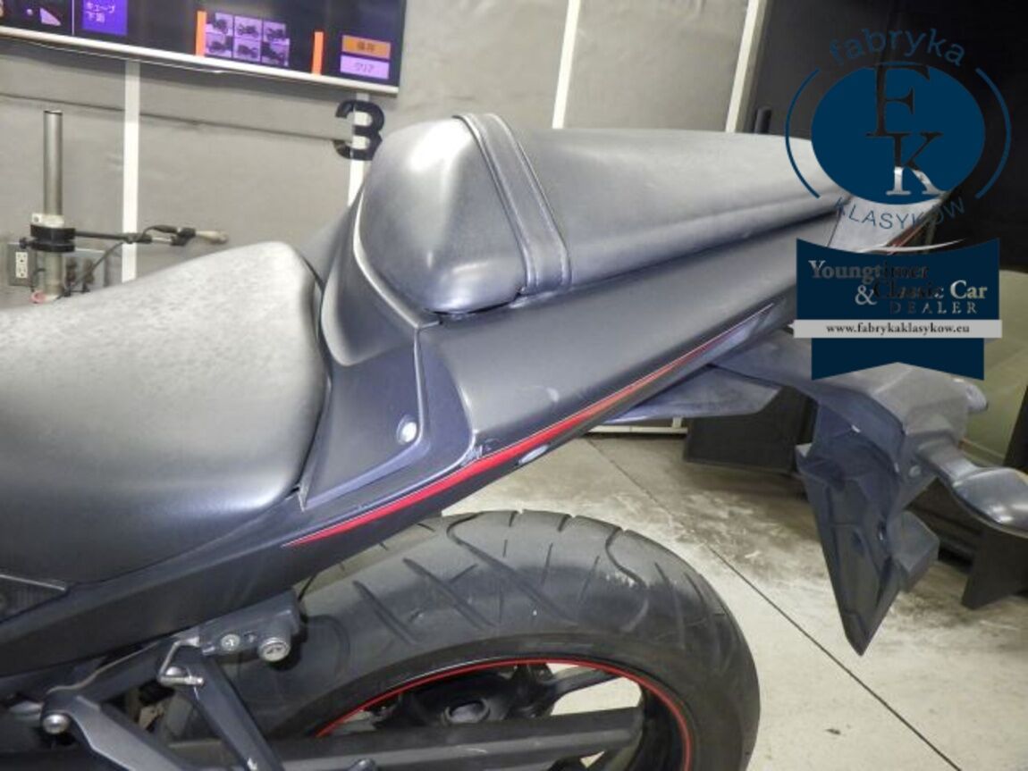 YAMAHA YZF-R25  - zdjęcie 19