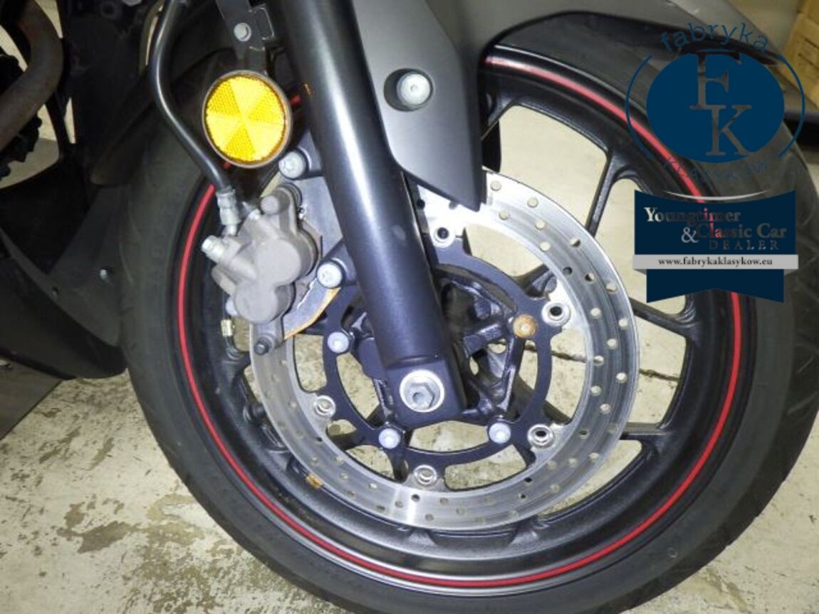 YAMAHA YZF-R25  - zdjęcie 22