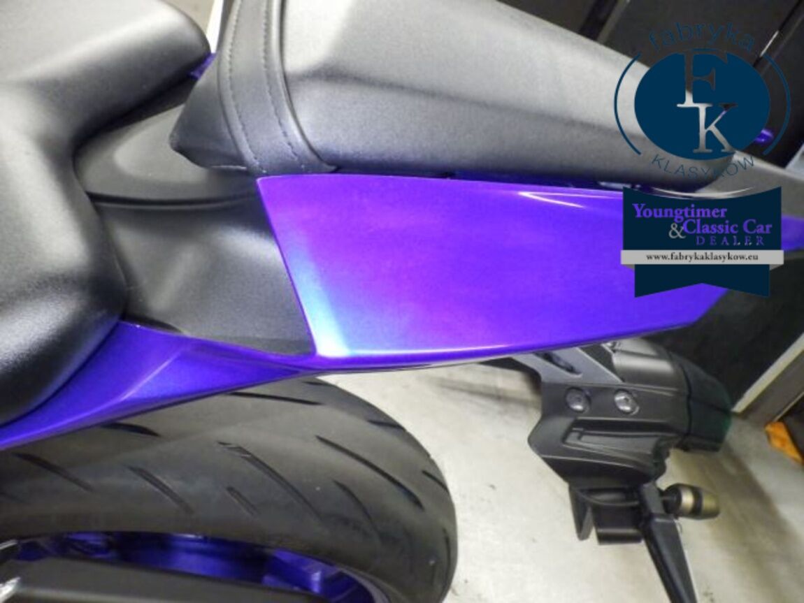 YAMAHA YZF-R7-2 2022 - zdjęcie 18