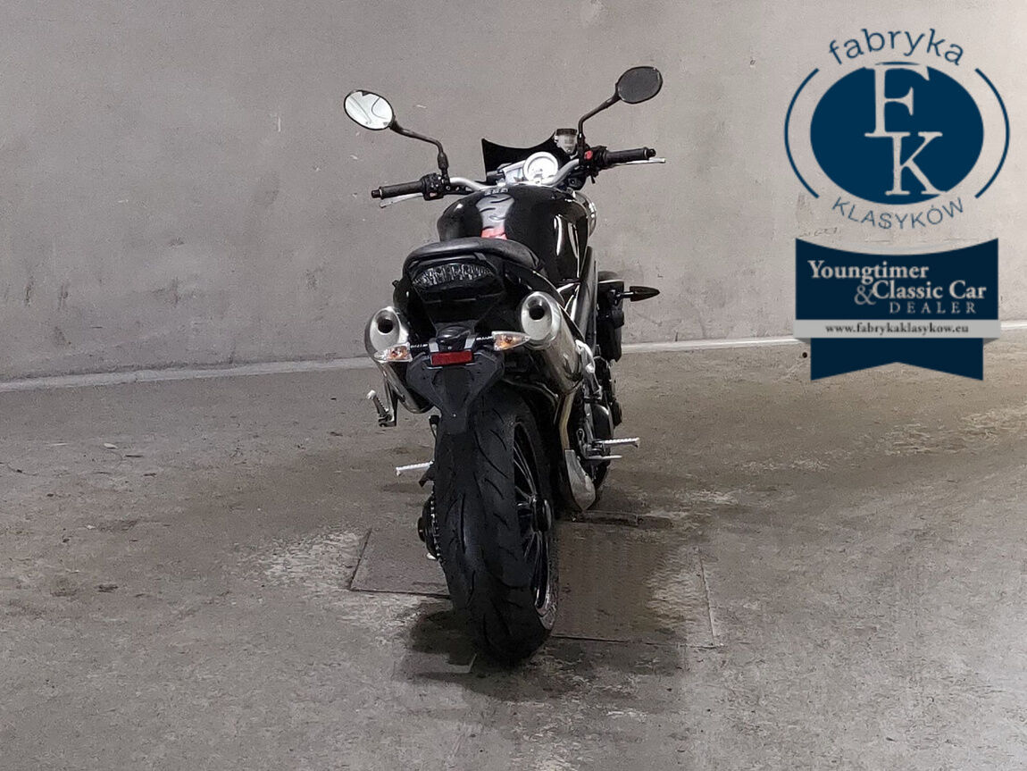 TRIUMPH SPEED TRIPLE 2010 - zdjęcie 5