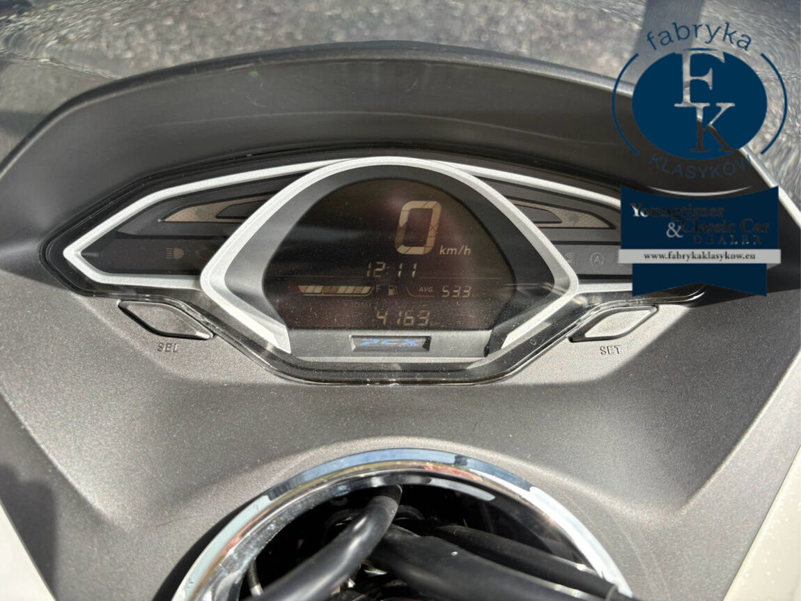 HONDA PCX  - zdjęcie 8