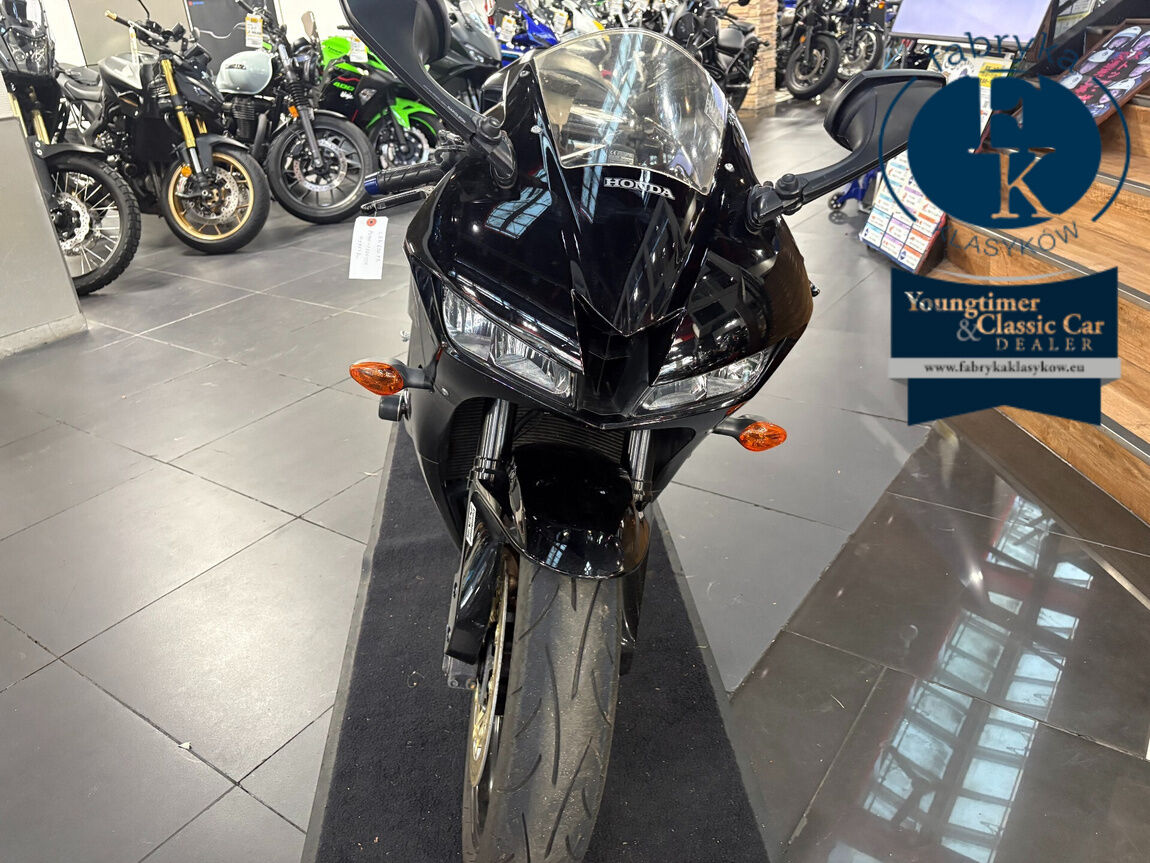 HONDA CBR600RR ABS 2015 - zdjęcie 4