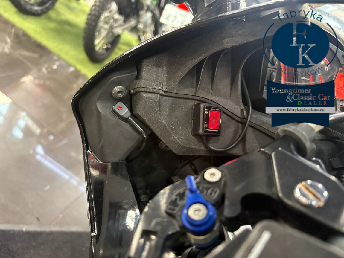 HONDA CBR600RR ABS 2015 - zdjęcie 11