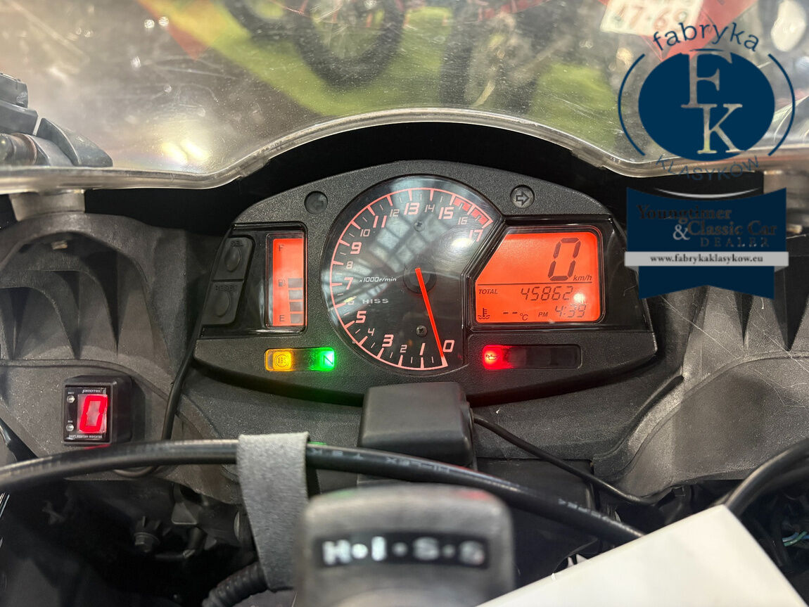 HONDA CBR600RR ABS 2015 - zdjęcie 13