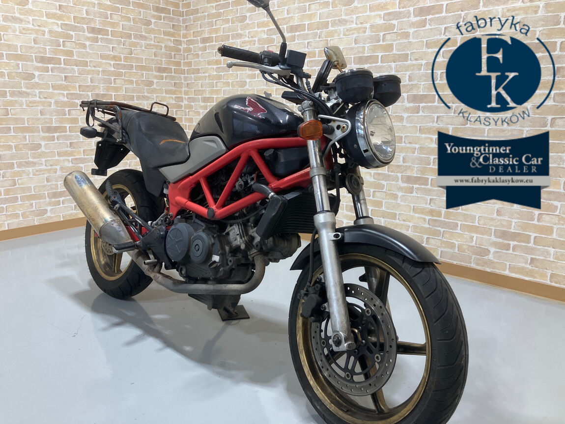 HONDA VTR250  - zdjęcie 3