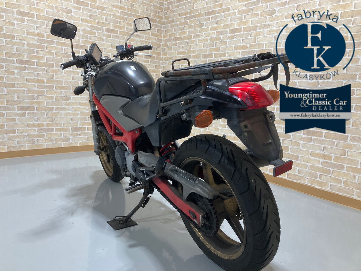 HONDA VTR250  - zdjęcie 8