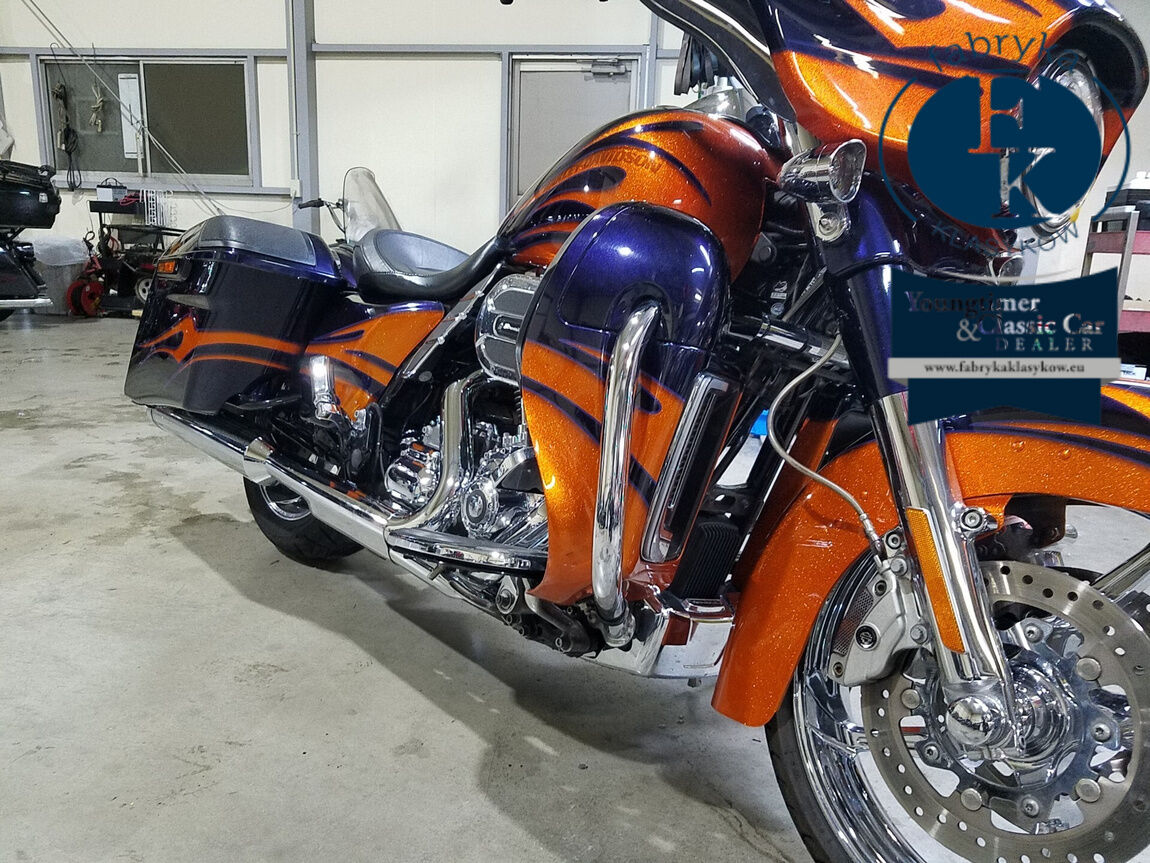HARLEY-DAVIDSON FLHXSE CVO 2015 - zdjęcie 8