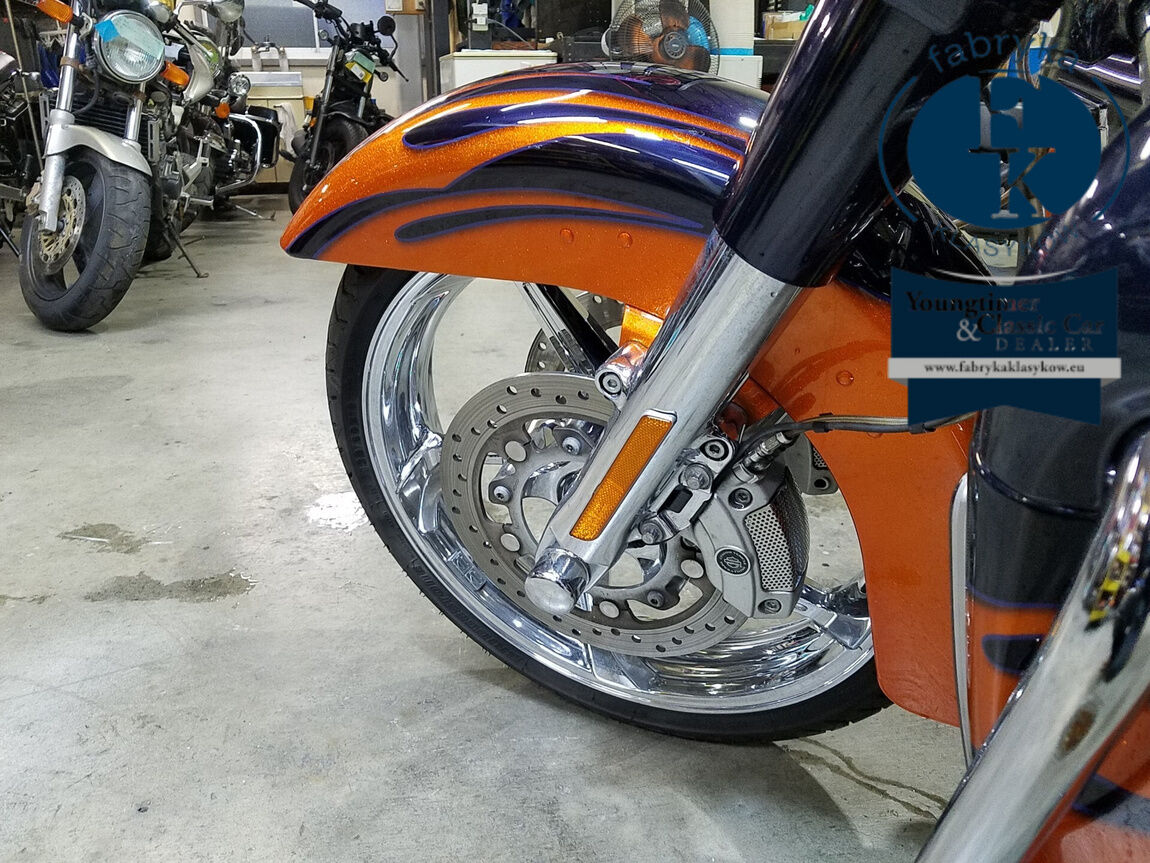 HARLEY-DAVIDSON FLHXSE CVO 2015 - zdjęcie 9