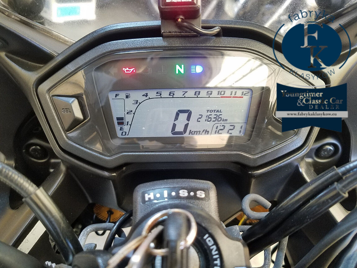 HONDA CBR400R 2014 - zdjęcie 4