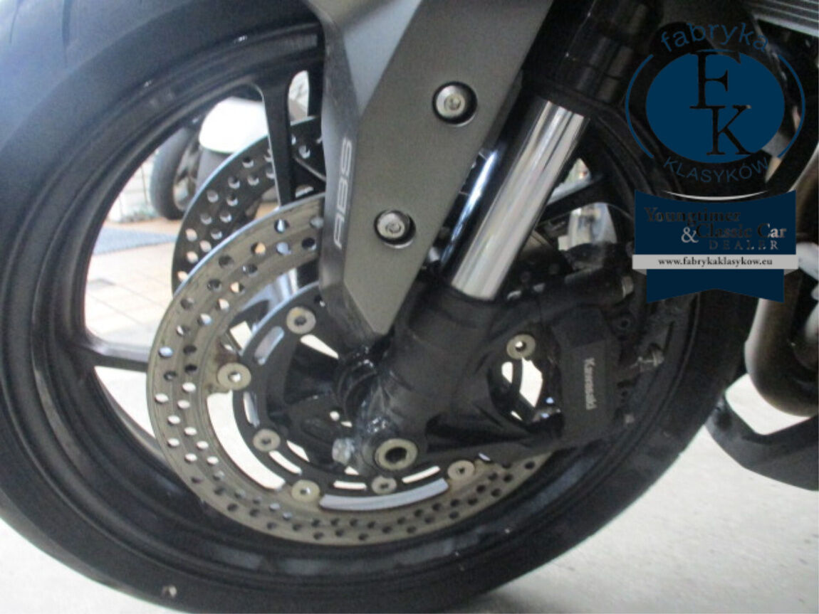 KAWASAKI NINJA ZX-4RR 2025 - zdjęcie 11