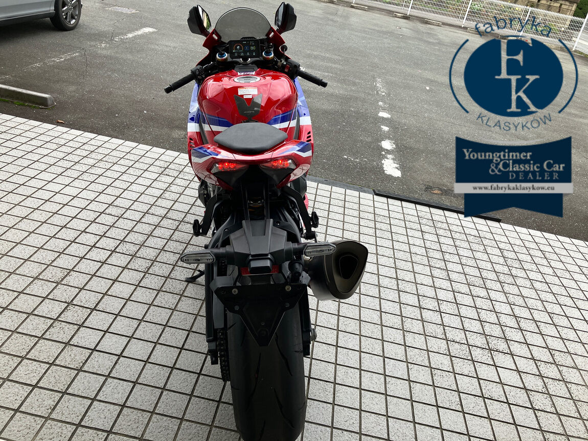 HONDA CBR1000RR-R FB 2025 - zdjęcie 6
