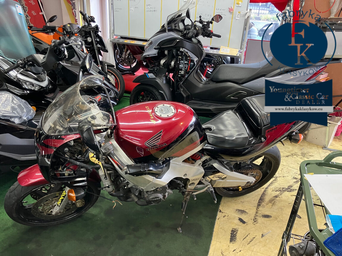 HONDA CBR400RR 1993 - zdjęcie 4