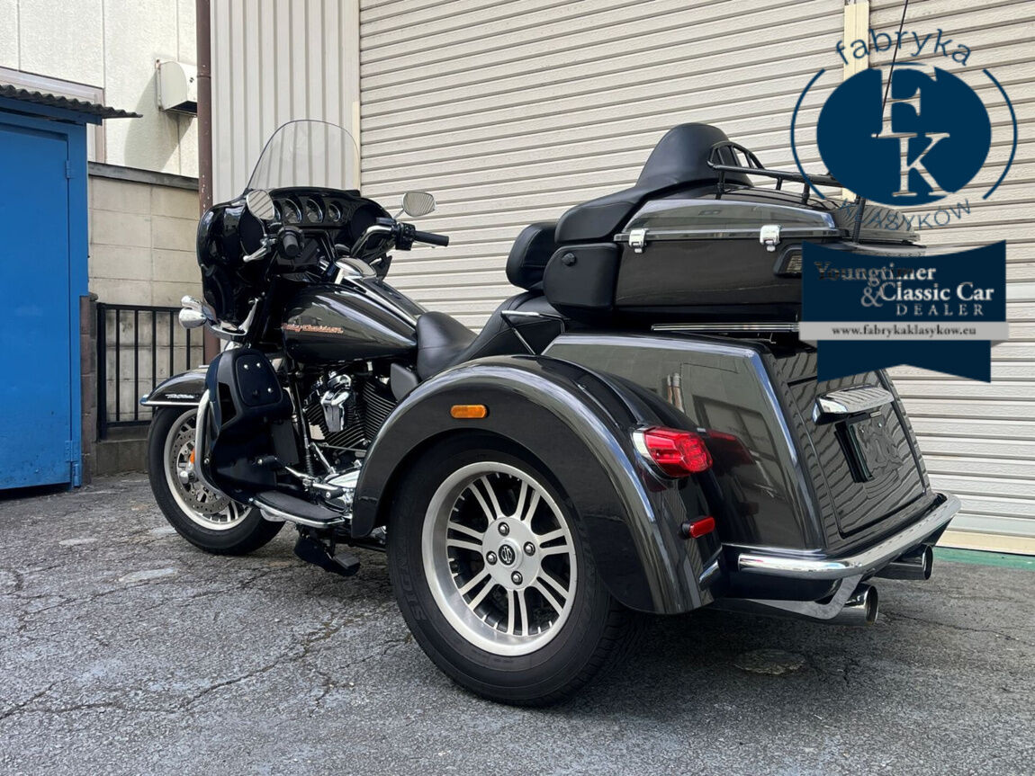 HARLEY-DAVIDSON FLHTCU 2018 - zdjęcie 10