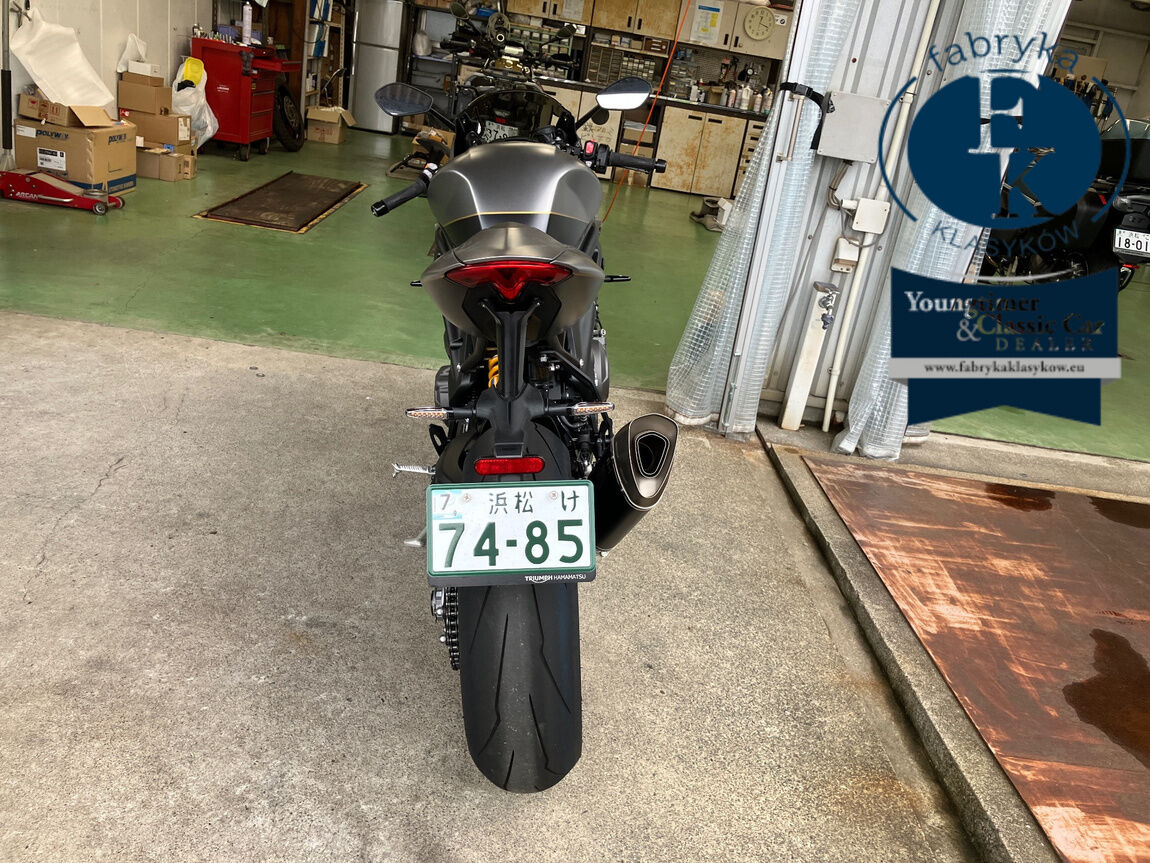 TRIUMPH SPEED TRIPLE 1200RR 2024 - zdjęcie 6