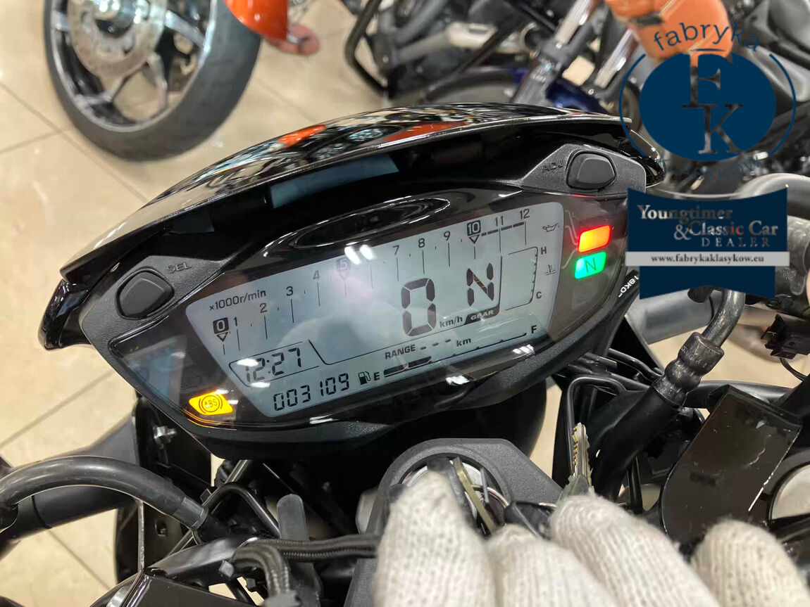 SUZUKI SV650X ABS 2022 - zdjęcie 4
