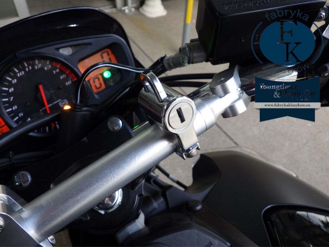 SUZUKI GSR400ABS 2011 - zdjęcie 16