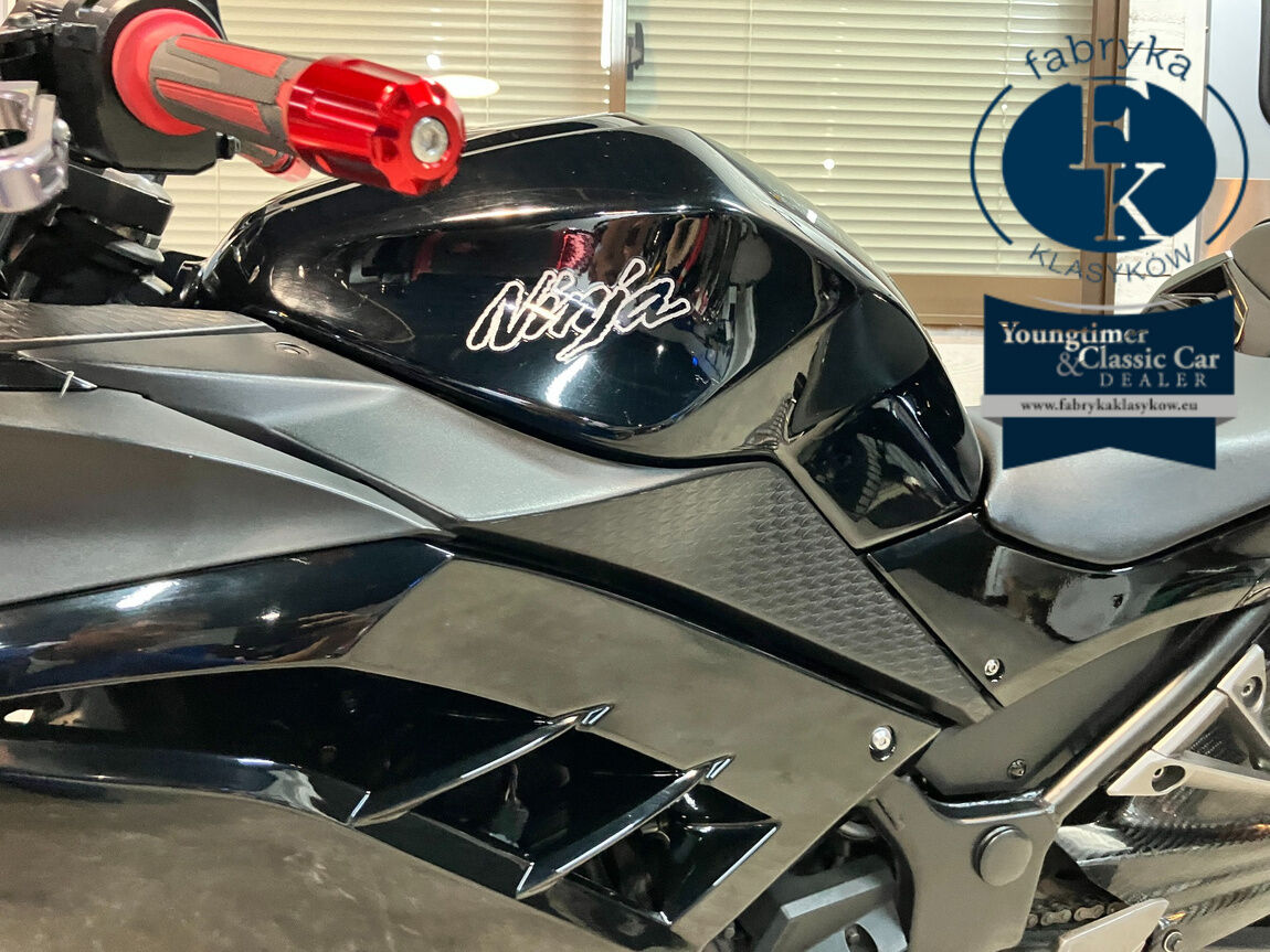 KAWASAKI Ninja 250 - zdjęcie 25