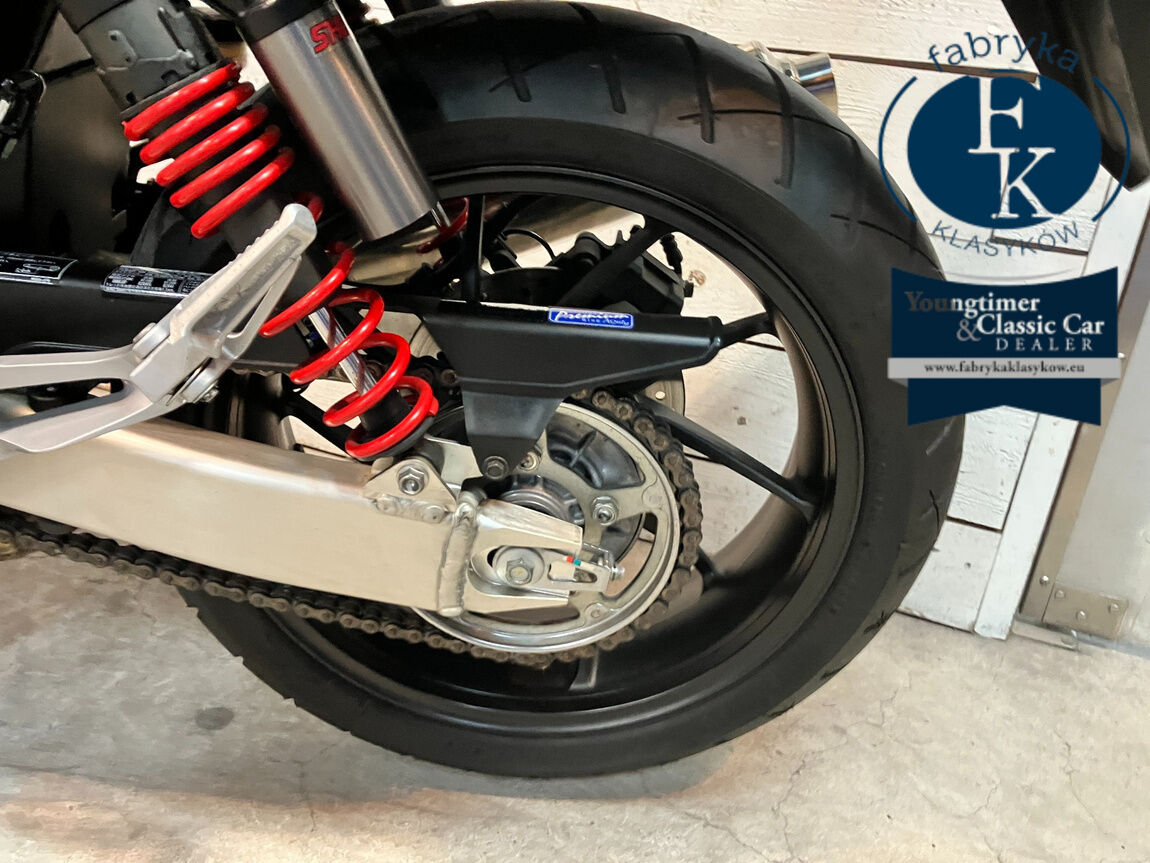 HONDA CB400SFV-4ABS 2022 - zdjęcie 30
