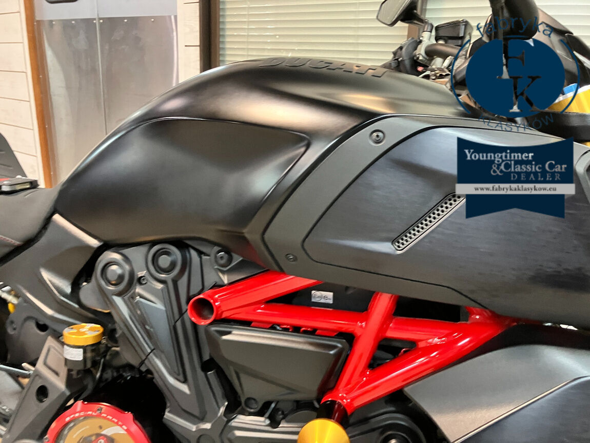 DUCATI DIAVEL 1260S 2019 - zdjęcie 17