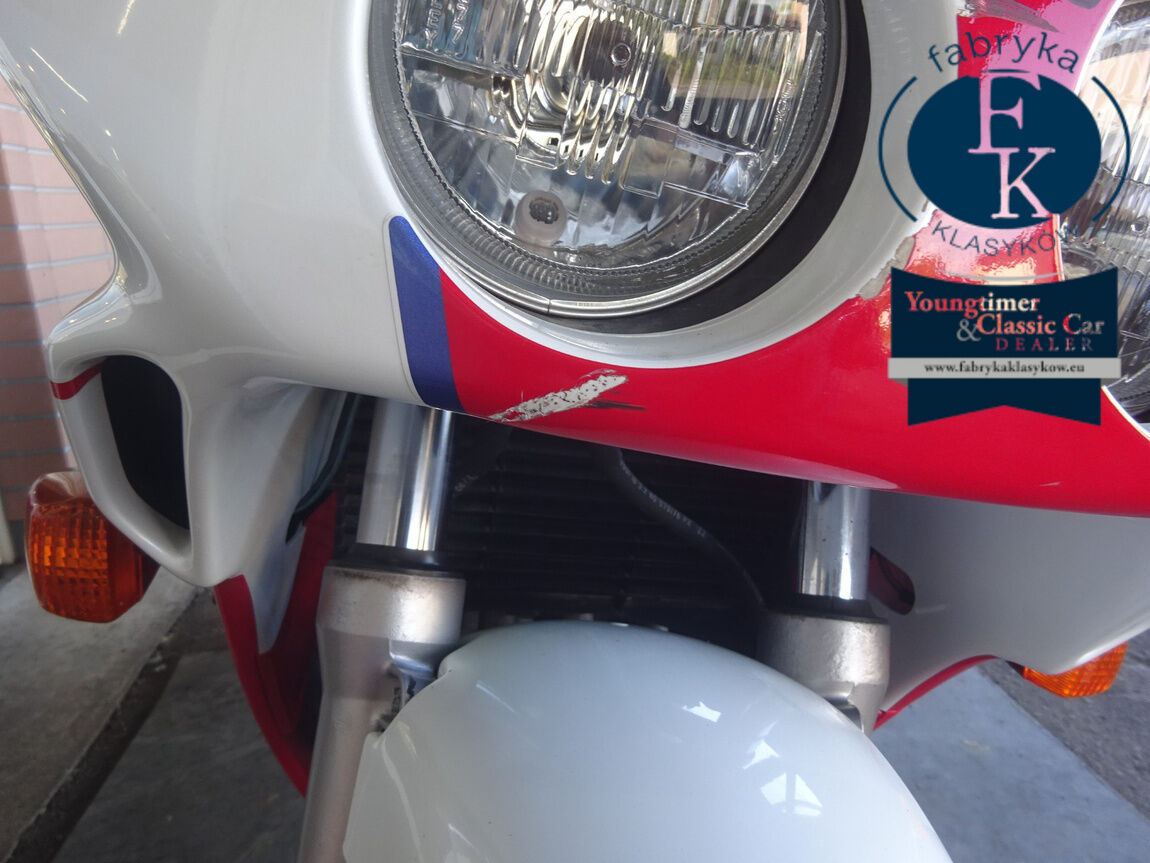 HONDA CBR250RR  - zdjęcie 19