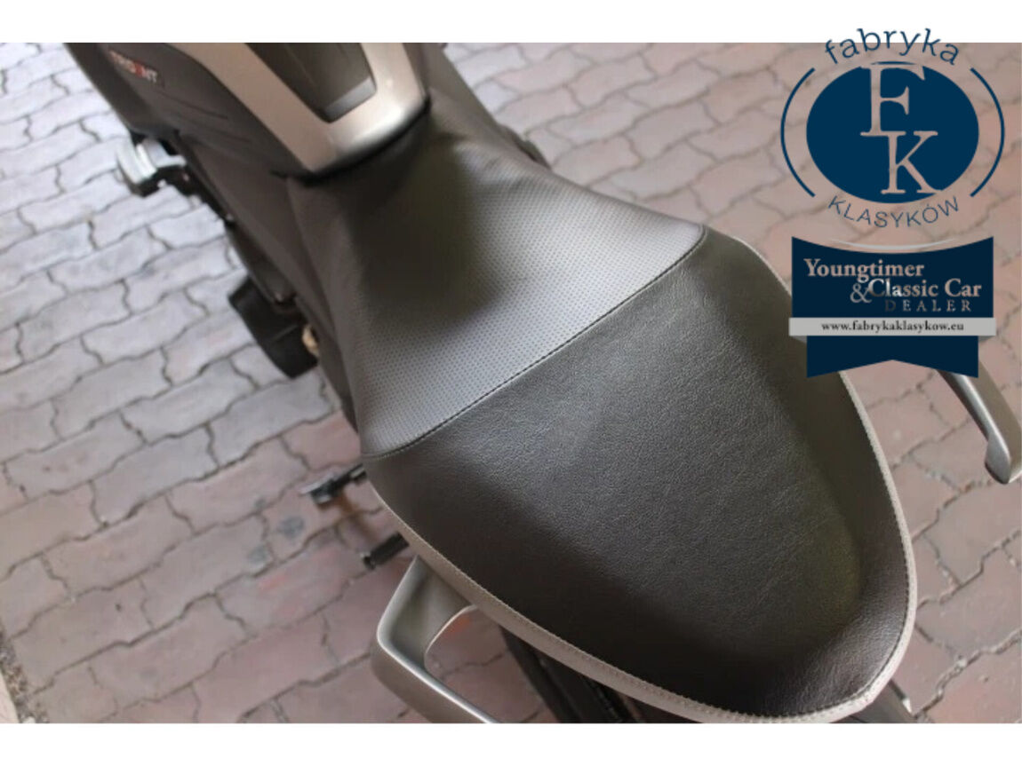 TRIUMPH TRIDENT 660 2021 - zdjęcie 8