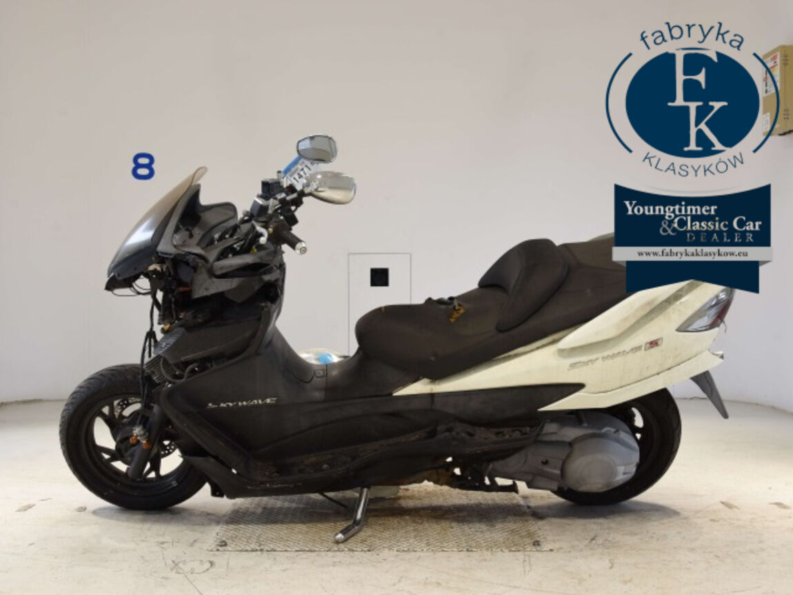 SUZUKI SKYWAVE 250-3  - zdjęcie 3