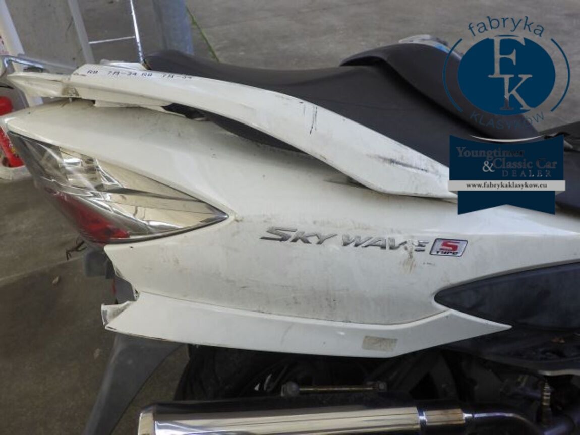 SUZUKI SKYWAVE 250-3  - zdjęcie 13