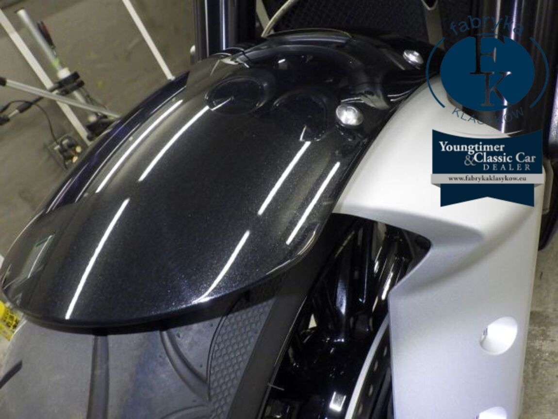 TRIUMPH ROCKET III R 2020 - zdjęcie 17