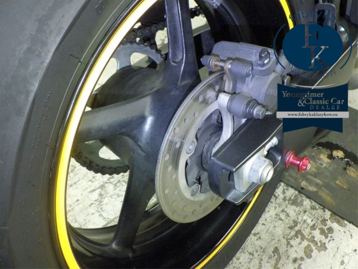 YAMAHA YZF-R1 2011 - zdjęcie 28