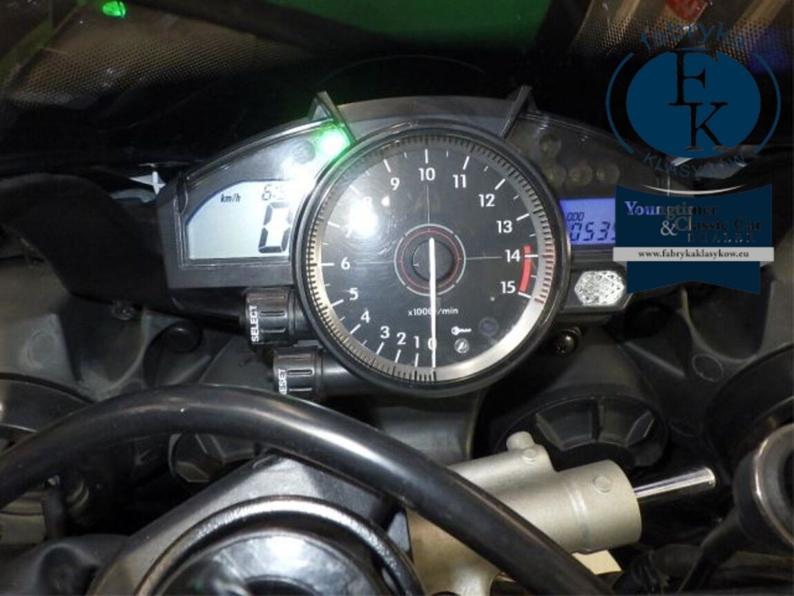 YAMAHA YZF-R1 2008 - zdjęcie 15