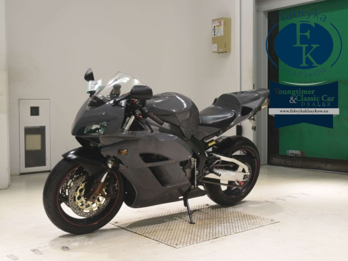 HONDA CBR1000RR 2004 - zdjęcie 5