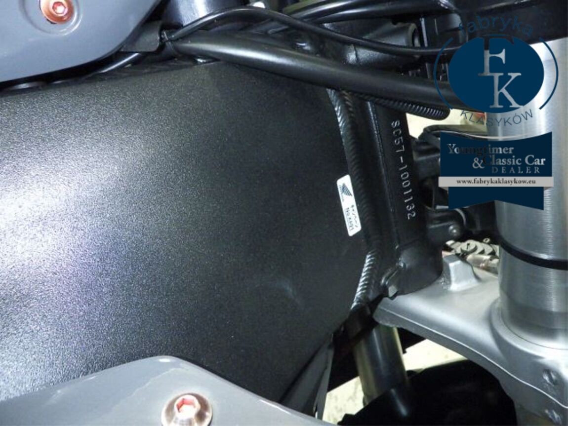 HONDA CBR1000RR 2004 - zdjęcie 30