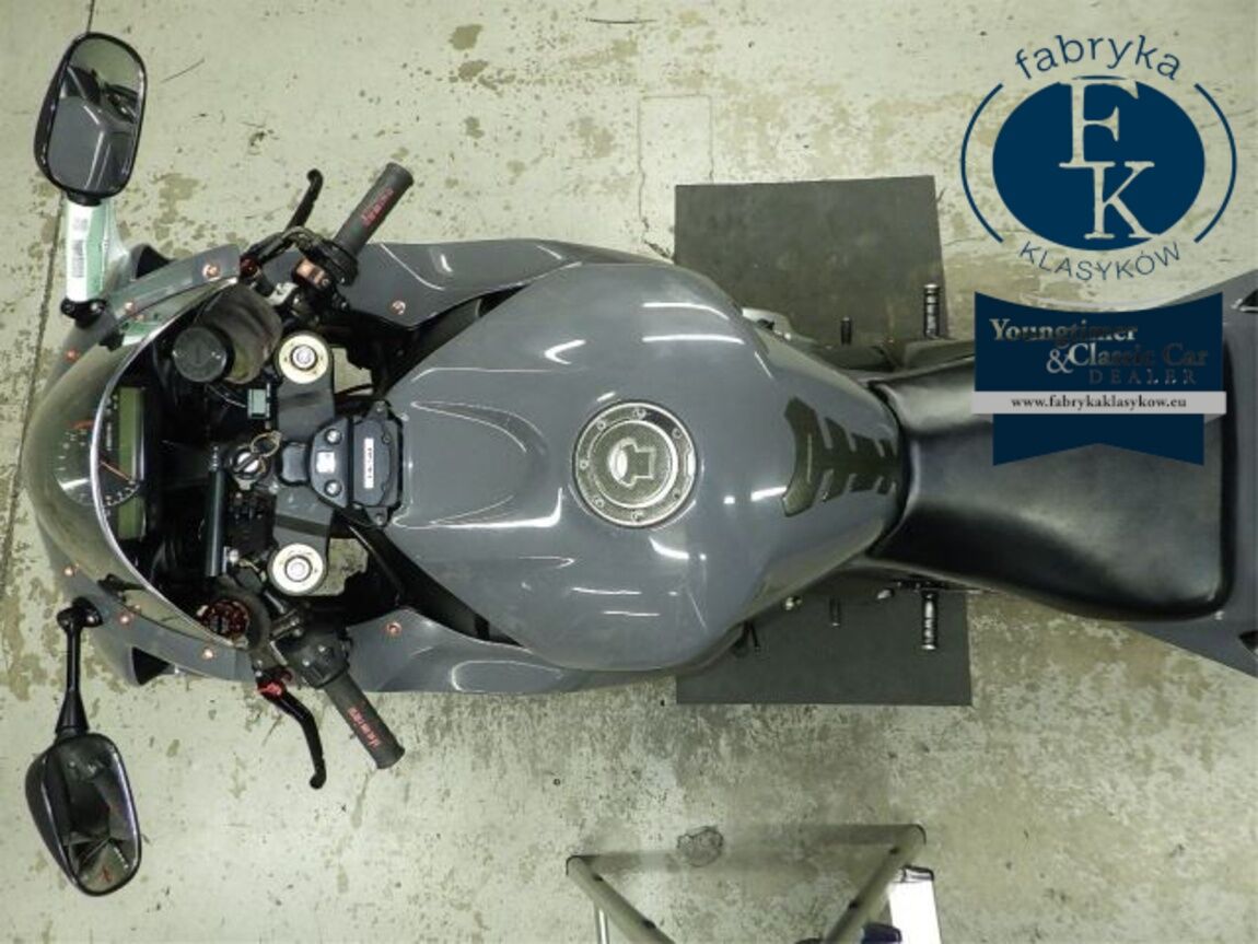 HONDA CBR1000RR 2004 - zdjęcie 32