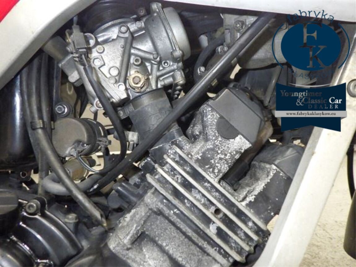 YAMAHA FZ250  - zdjęcie 10