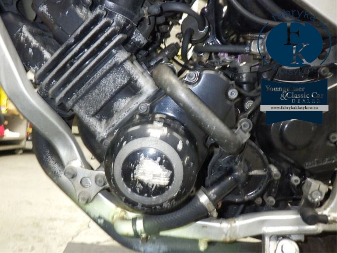 YAMAHA FZ250  - zdjęcie 12