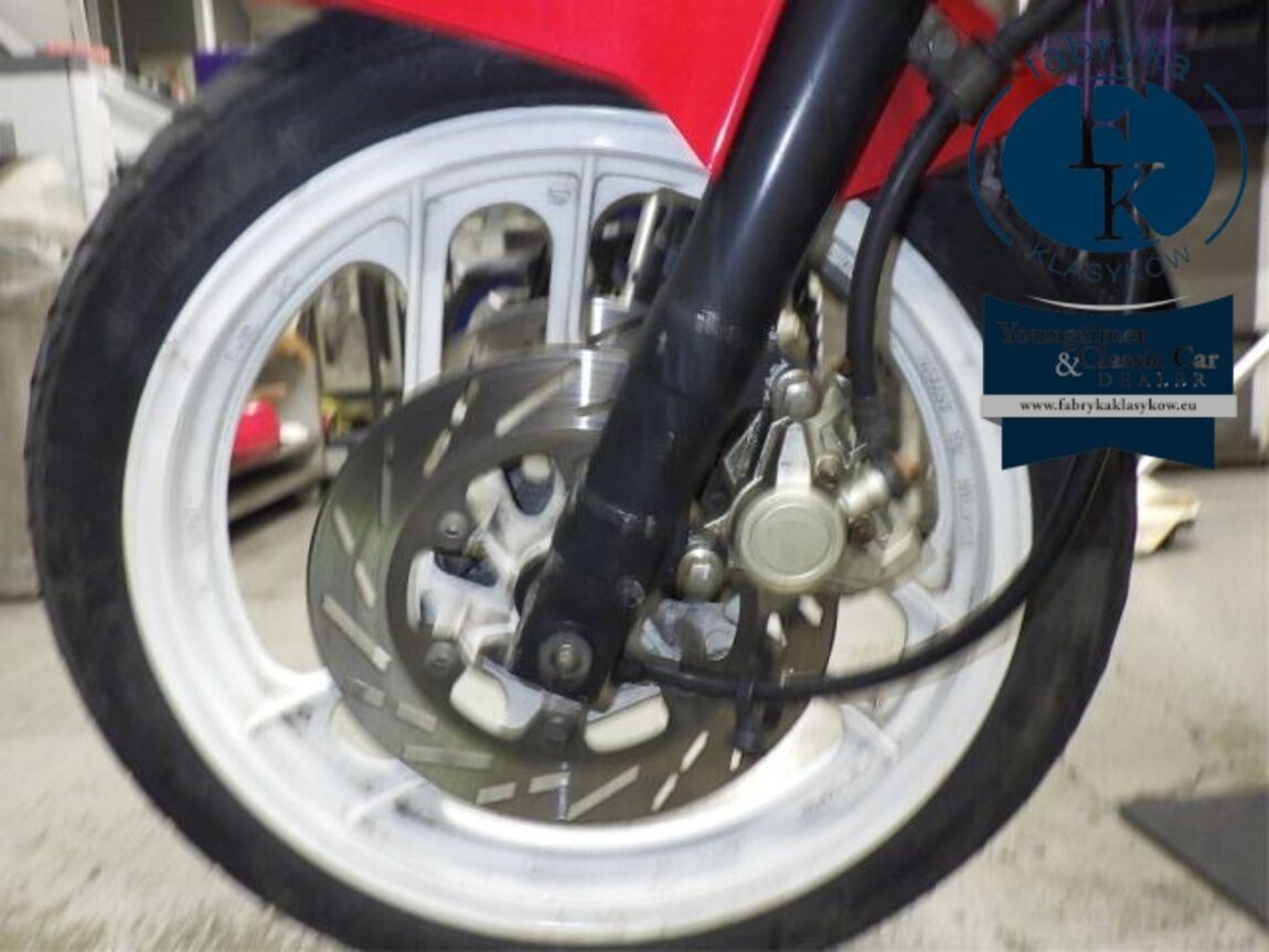 YAMAHA FZ250  - zdjęcie 23