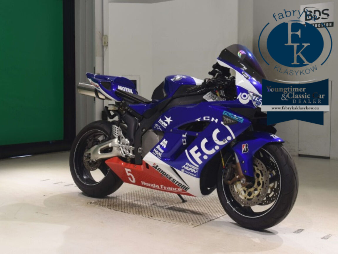 HONDA CBR1000RR 2005 - zdjęcie 4