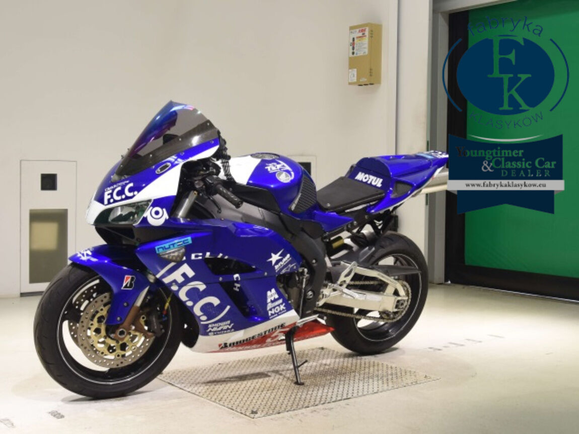 HONDA CBR1000RR 2005 - zdjęcie 5