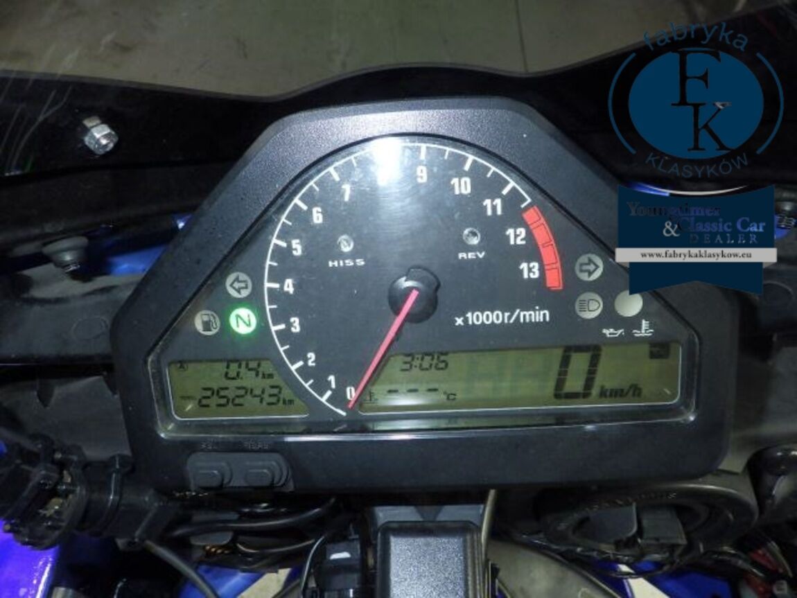 HONDA CBR1000RR 2005 - zdjęcie 17