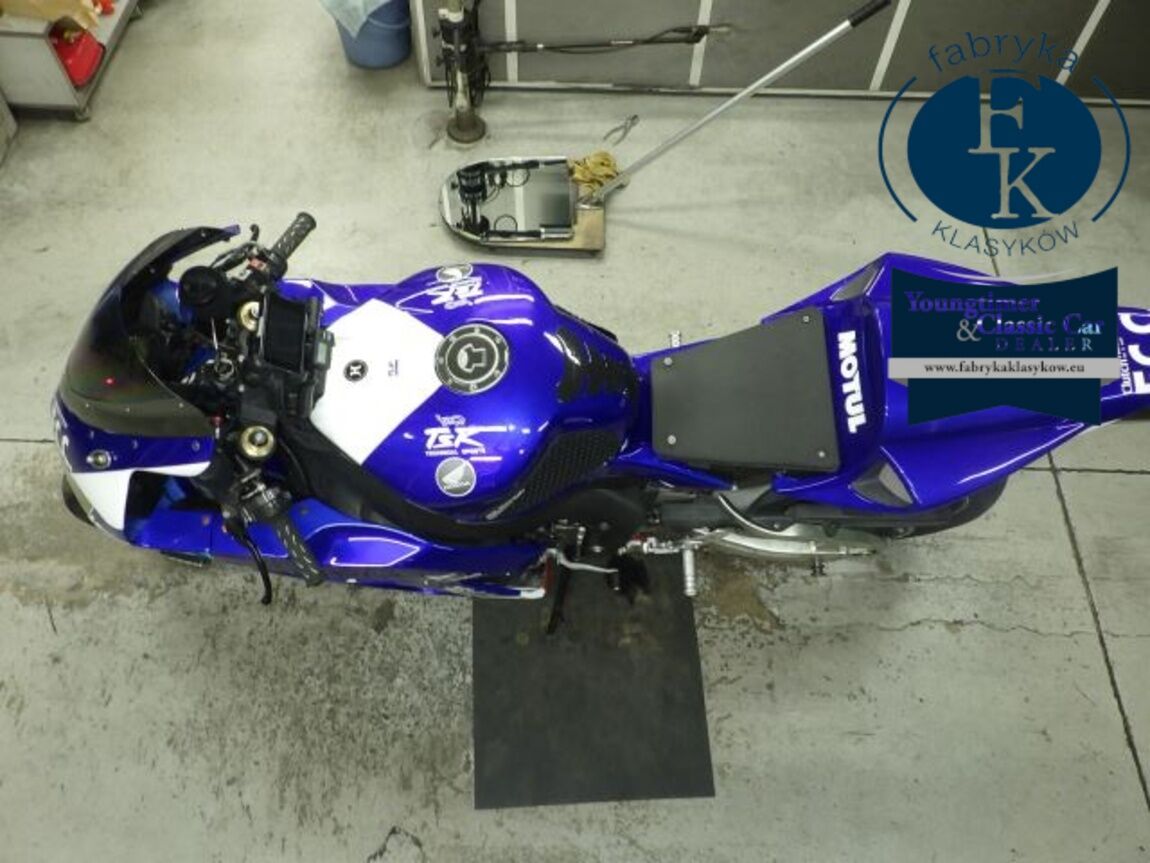 HONDA CBR1000RR 2005 - zdjęcie 34