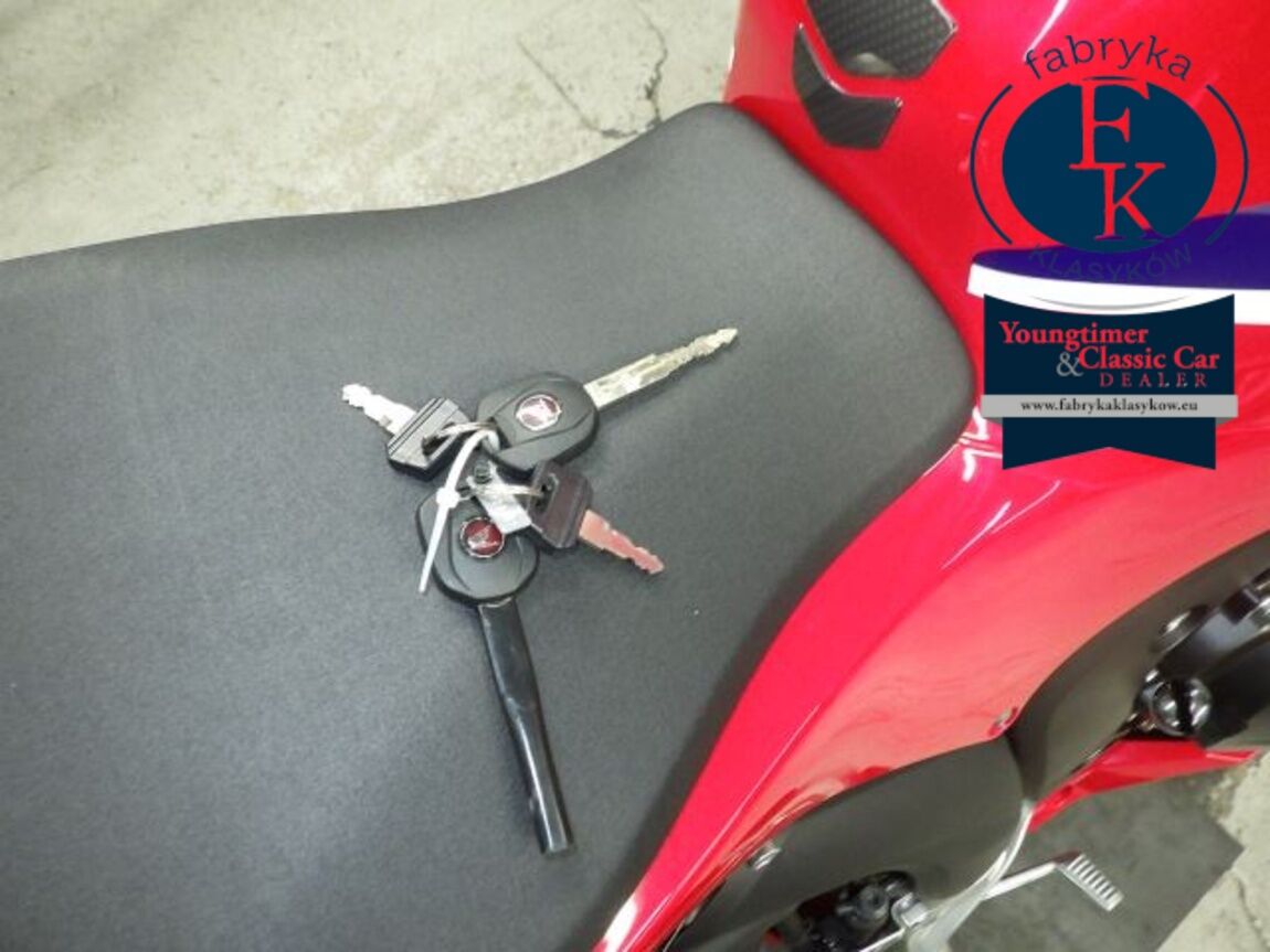 HONDA CBR600RR-4 2024 - zdjęcie 14