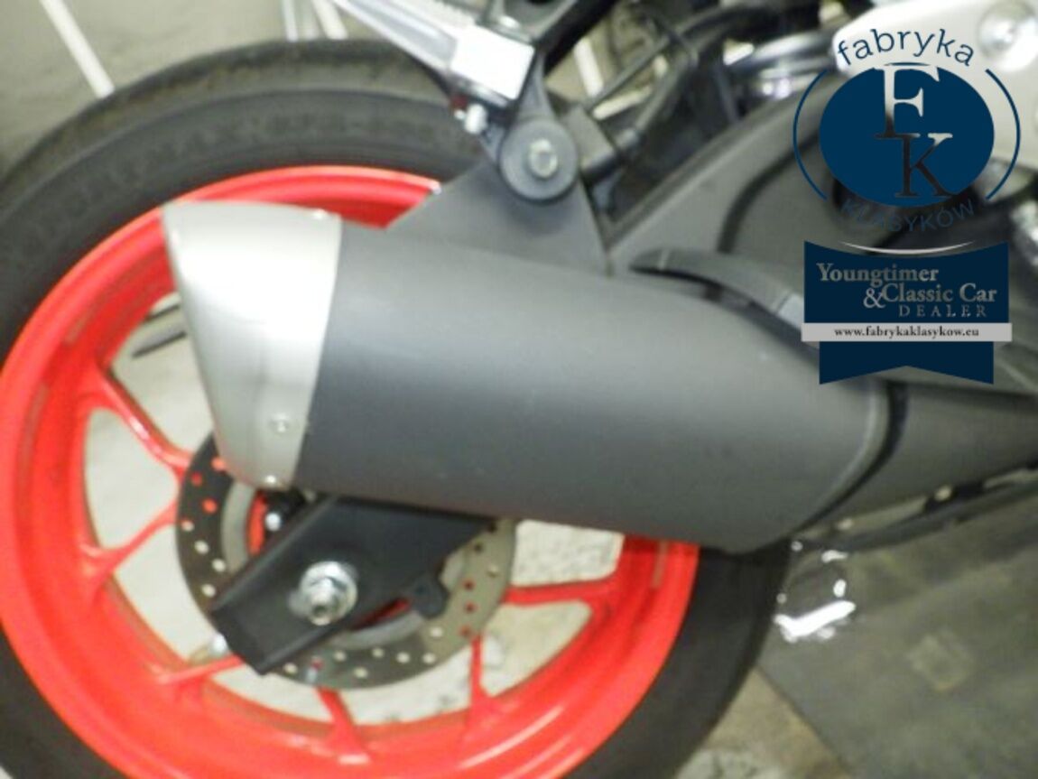 YAMAHA YZF-R3 2022 - zdjęcie 13
